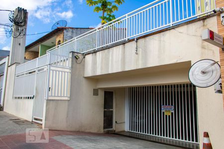 Apartamento para alugar com 70m², 3 quartos e 1 vagaFAchada