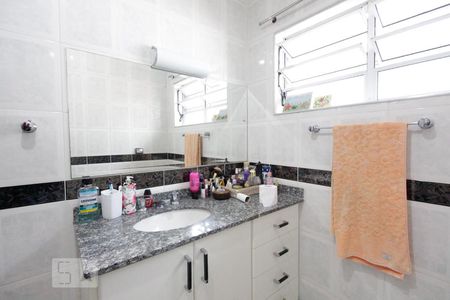 Casa à venda com 165m², 3 quartos e 3 vagassuíte 1