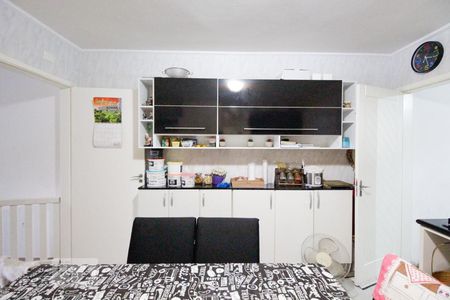 Casa à venda com 165m², 3 quartos e 3 vagasCozinha