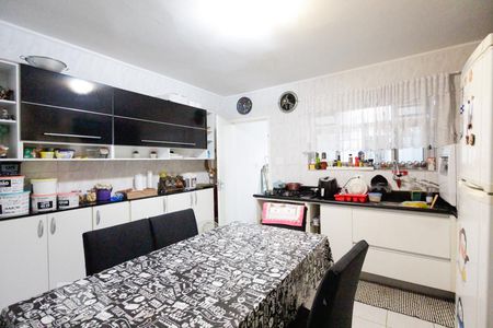 Casa à venda com 165m², 3 quartos e 3 vagasCozinha