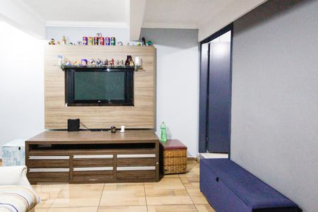 Casa à venda com 165m², 3 quartos e 3 vagassuíte 2