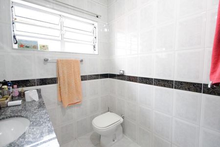 Casa à venda com 165m², 3 quartos e 3 vagassuíte 1