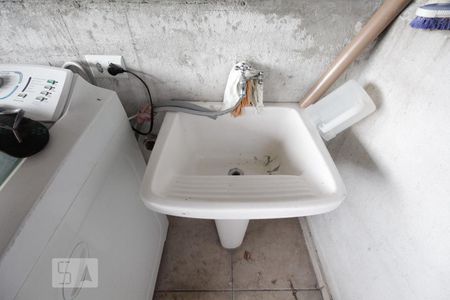 Casa à venda com 165m², 3 quartos e 3 vagasLavanderia