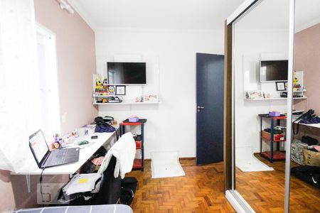 Casa à venda com 165m², 3 quartos e 3 vagassuíte 3