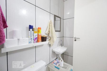 Casa à venda com 165m², 3 quartos e 3 vagasBanheiro social