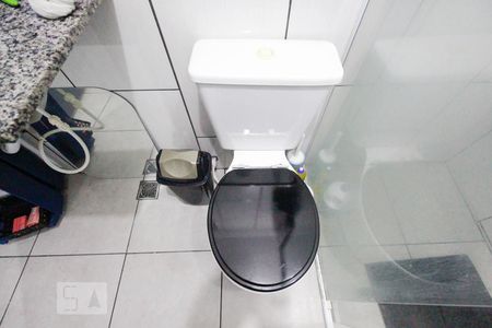 Casa à venda com 165m², 3 quartos e 3 vagasBanheiro do Quarto 2