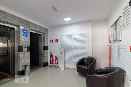 Apartamento à venda com 90m², 3 quartos e 1 vagaHall de entrada do bloco