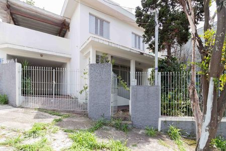 Casa à venda com 450m², 4 quartos e 3 vagasFachada