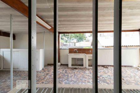 Casa à venda com 450m², 4 quartos e 3 vagasVista do Quarto 3