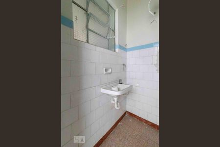 Casa à venda com 450m², 4 quartos e 3 vagasBanheiro de Serviço