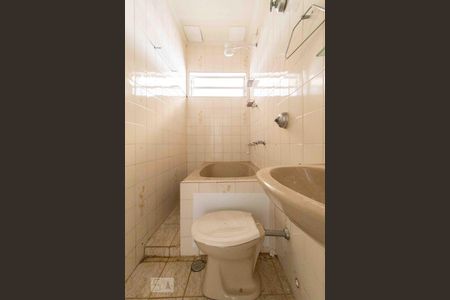 Casa à venda com 450m², 4 quartos e 3 vagasBanheiro