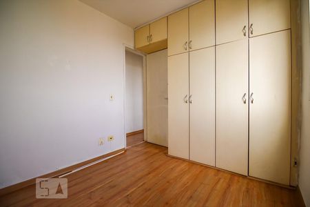 Apartamento à venda com 68m², 3 quartos e 1 vagaQuarto 2