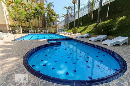 Apartamento à venda com 68m², 3 quartos e 1 vagaPiscina