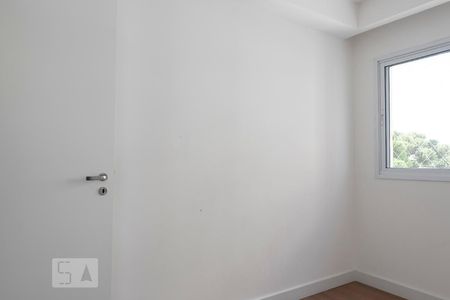 Quarto 1 de apartamento para alugar com 2 quartos, 85m² em Cristo Rei, Curitiba