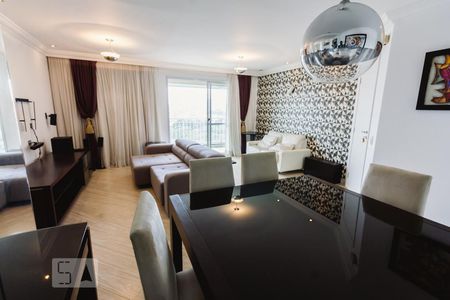 Apartamento para alugar com 94m², 2 quartos e 2 vagasSala