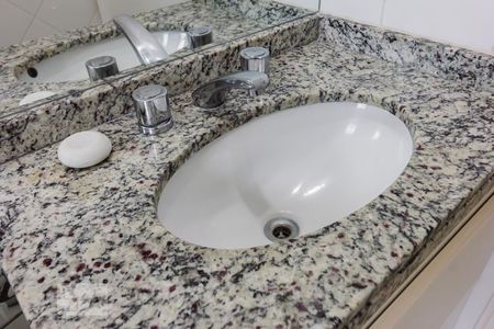 Apartamento para alugar com 94m², 2 quartos e 2 vagasBanheiro 2 Pia