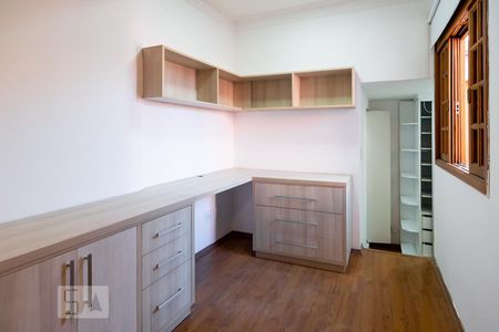 Casa à venda com 124m², 2 quartos e 2 vagasQuarto 2 - Suíte