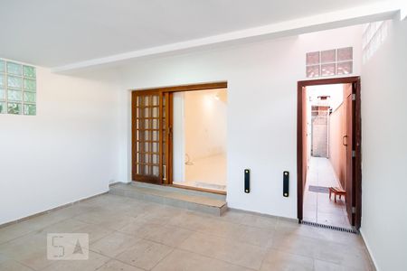 Casa à venda com 124m², 2 quartos e 2 vagasGaragem