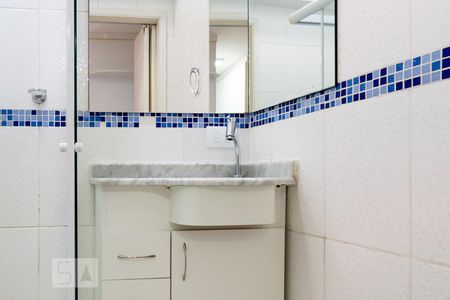 Casa à venda com 124m², 2 quartos e 2 vagasBanheiro Quarto 2 - Suíte