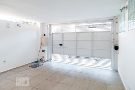 Casa à venda com 124m², 2 quartos e 2 vagasGaragem