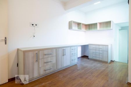 Casa à venda com 124m², 2 quartos e 2 vagasQuarto 2 - Suíte