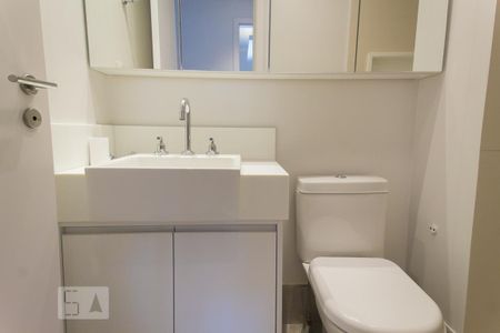 Apartamento à venda com 74m², 2 quartos e 2 vagasBanheiro