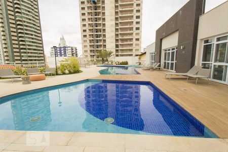 Apartamento à venda com 74m², 2 quartos e 2 vagasÁrea comum - Piscina