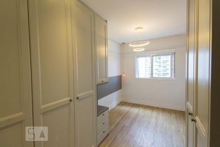 Apartamento à venda com 74m², 2 quartos e 2 vagasSuíte