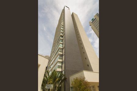Apartamento à venda com 74m², 2 quartos e 2 vagasFachada