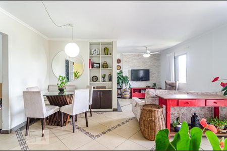 Sala de Apartamento com 2 quartos, 90m² Vila Madalena