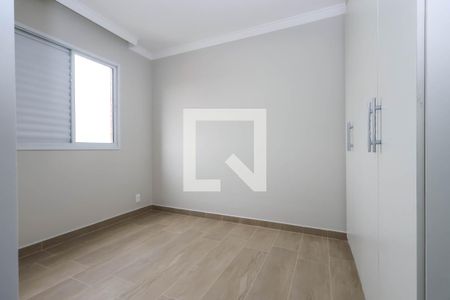 Quarto 1 de apartamento para alugar com 2 quartos, 46m² em Vila Caraguatá, São Paulo