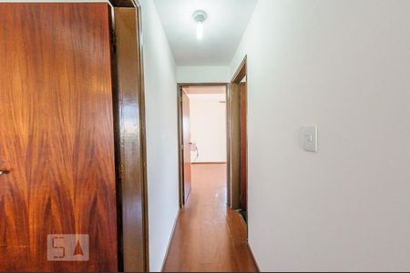 Corredor de apartamento para alugar com 2 quartos, 57m² em Centro, Campinas