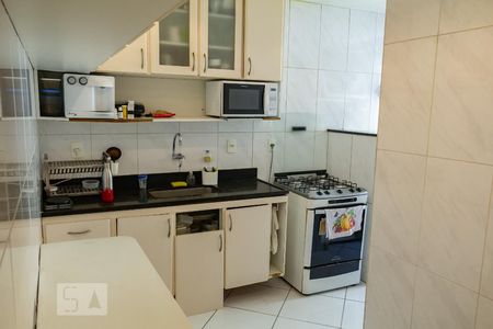 Apartamento à venda com 85m², 2 quartos e 1 vagacozinha