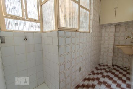 Apartamento para alugar com 70m², 3 quartos e sem vaga Apartamento para alugar com 70m², 3 quartos e sem vagaÁrea de Serviço