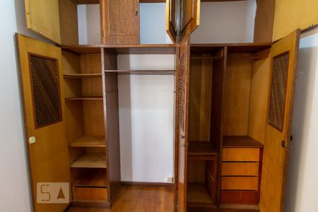 Apartamento para alugar com 70m², 3 quartos e sem vaga Apartamento para alugar com 70m², 3 quartos e sem vagaQuarto 3 - Armários