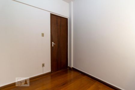 Apartamento para alugar com 70m², 3 quartos e sem vaga Apartamento para alugar com 70m², 3 quartos e sem vagaQuarto 3