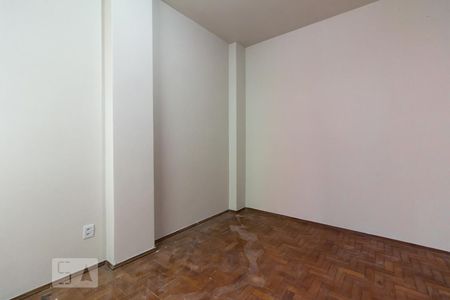 Quarto 2 de apartamento para alugar com 2 quartos, 75m² em Lourdes, Belo Horizonte