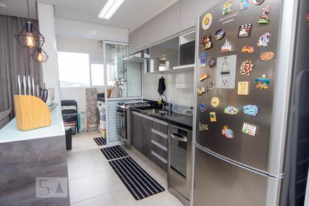 Apartamento para alugar com 77m², 2 quartos e 2 vagasCozinha