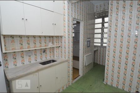 Apartamento para alugar com 65m², 2 quartos e 1 vagaCozinha