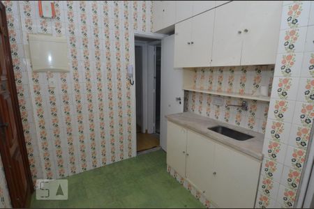 Apartamento para alugar com 65m², 2 quartos e 1 vagaCozinha