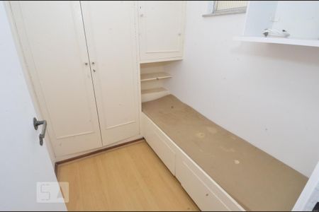 Apartamento para alugar com 65m², 2 quartos e 1 vagaQuarto de Serviço