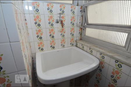 Apartamento para alugar com 65m², 2 quartos e 1 vagaÁrea de Serviço