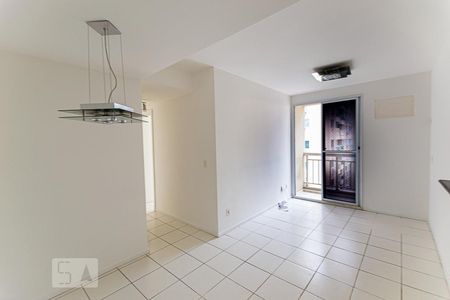 Sala de apartamento à venda com 2 quartos, 70m² em Centro, Niterói