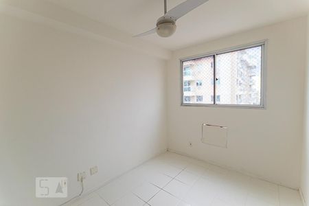 Quarto 1 de apartamento à venda com 2 quartos, 70m² em Centro, Niterói