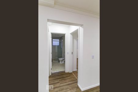 Corredor de apartamento para alugar com 2 quartos, 50m² em Vila São Ricardo, Guarulhos