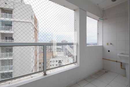 Sacada e área de serviço de apartamento à venda com 2 quartos, 48m² em Padroeira, Osasco