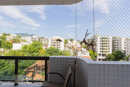 Apartamento à venda com 85m², 2 quartos e 1 vagaVista