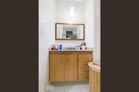 Apartamento à venda com 85m², 2 quartos e 1 vagaBanheiro Social