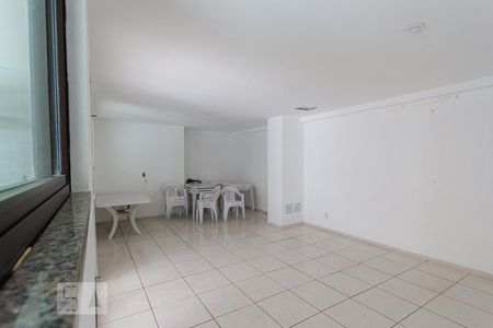 Apartamento à venda com 85m², 2 quartos e 1 vagaSalão de Festas