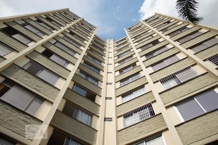 Fachada de apartamento para alugar com 2 quartos, 65m² em Vila Santa Catarina, São Paulo